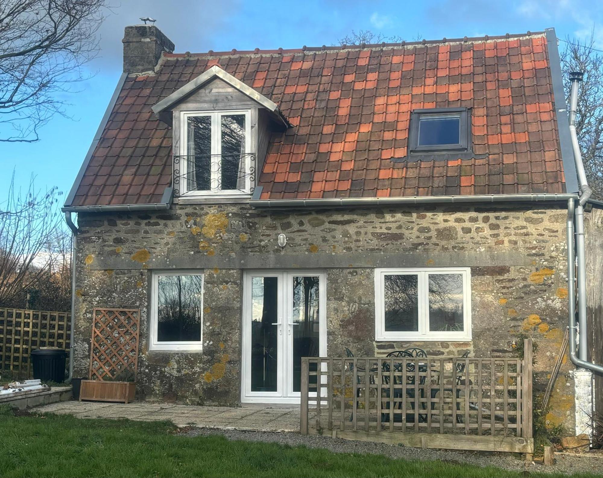 Ferme De Noyes Cottage Sourdeval Exterior foto