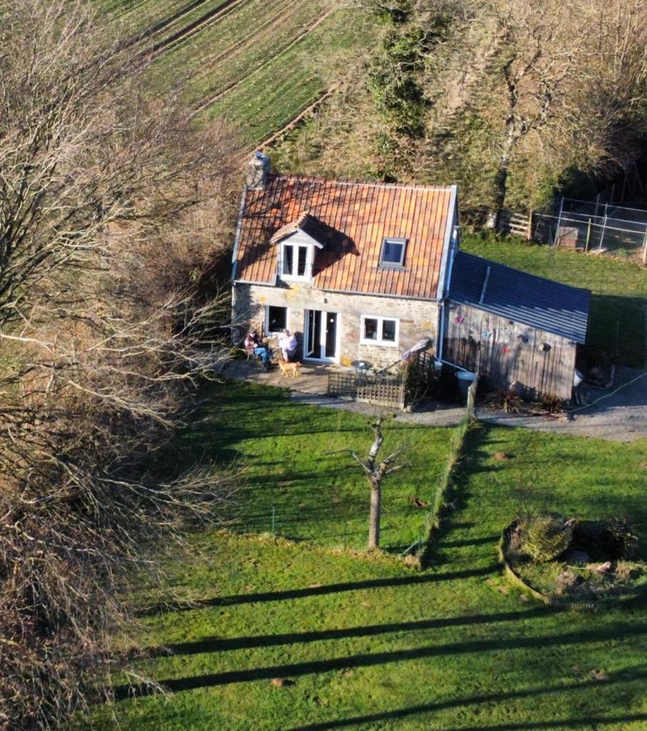 Ferme De Noyes Cottage Sourdeval Exterior foto